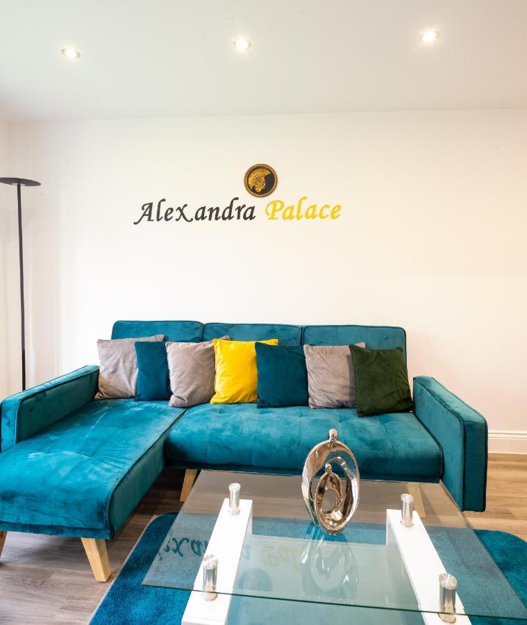 The 'Pinky' - Beautiful 1 Bed Apartment In Hatfield - Free Parking - Near Uni & Business Park - Big Savings On Long Stays Exteriér fotografie